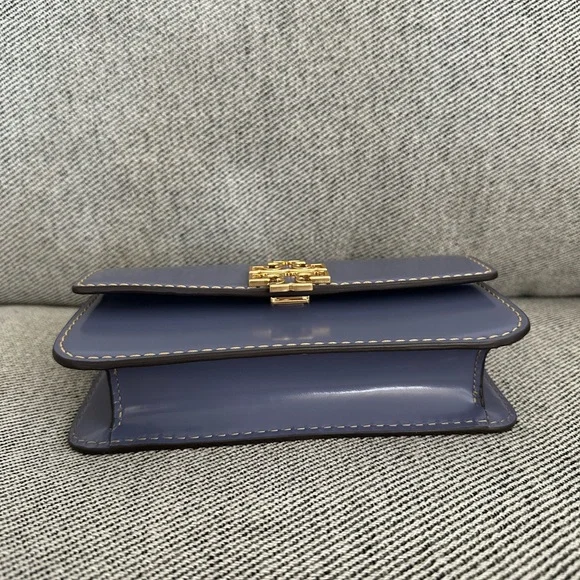 NWT TORY BURCHBRITTEN SMOOTH CHAIN WALLET W. WRISTLET141071